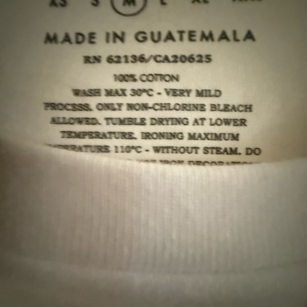 Guess White Short Sleeve Tee with Multicolor Logo - Picture 3 of 3